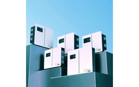 Гібридниі інвертори Lifelynk Lynks 